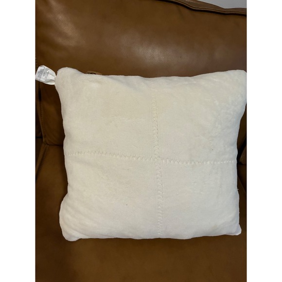 UGG Sherpa Throw Pillow White Daisy Flower Applique Square Plush Accent - Picture 5 of 6